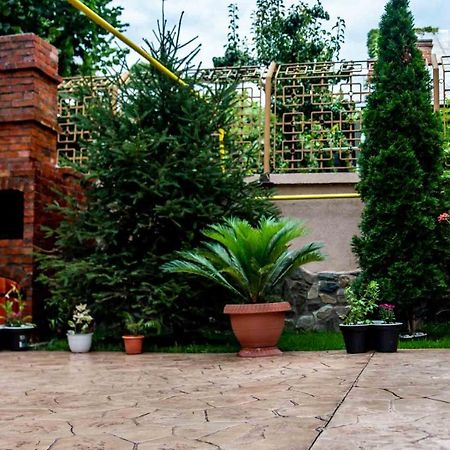 Hotel Casa Cattleya Târgu Jiu Exteriér fotografie