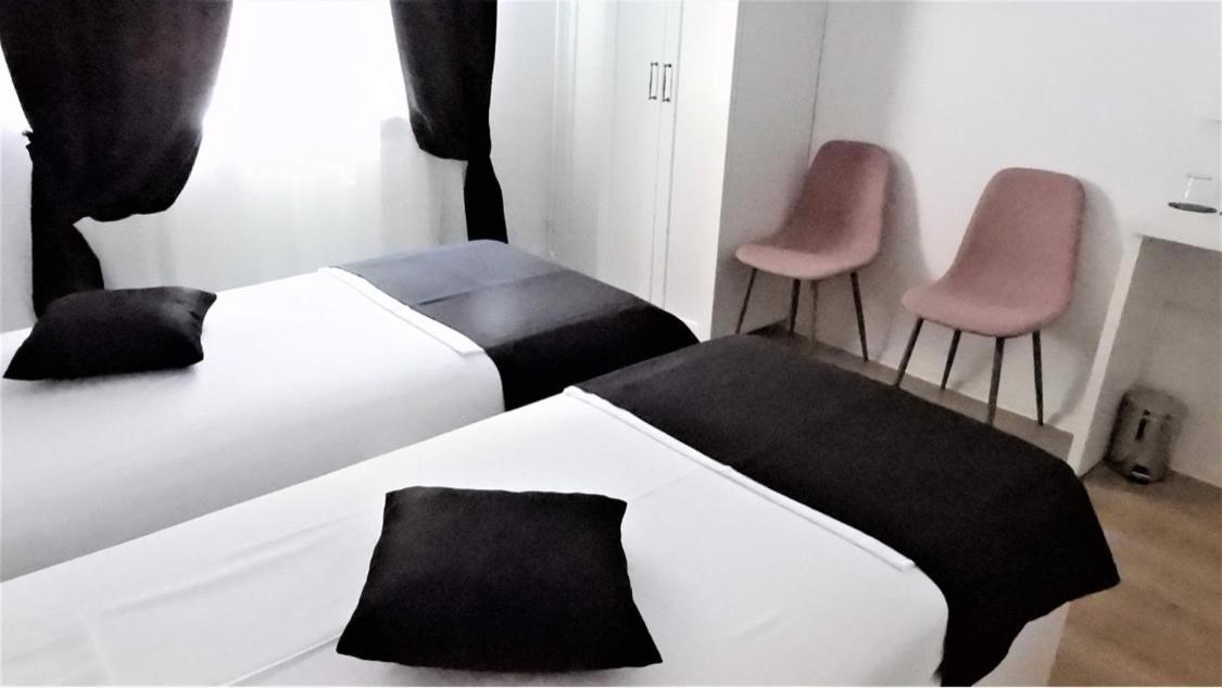 Hotel Casa Cattleya Târgu Jiu Exteriér fotografie